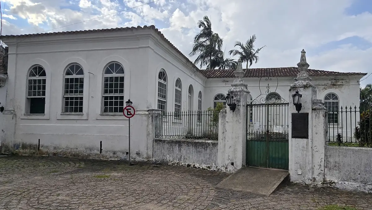 Casa de Rocha Pombo — Biblioteca Municipal de Morretes PR