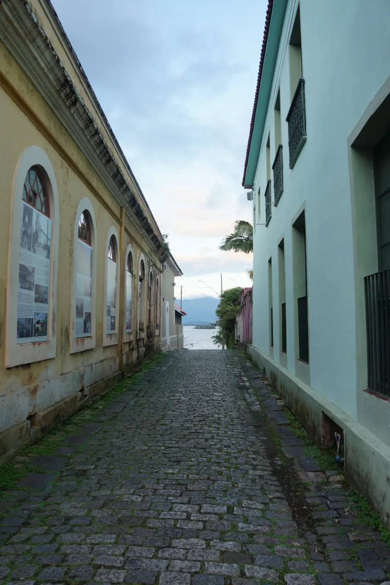 Vista da Baía de Antonina desde a Ladeira do Vitório